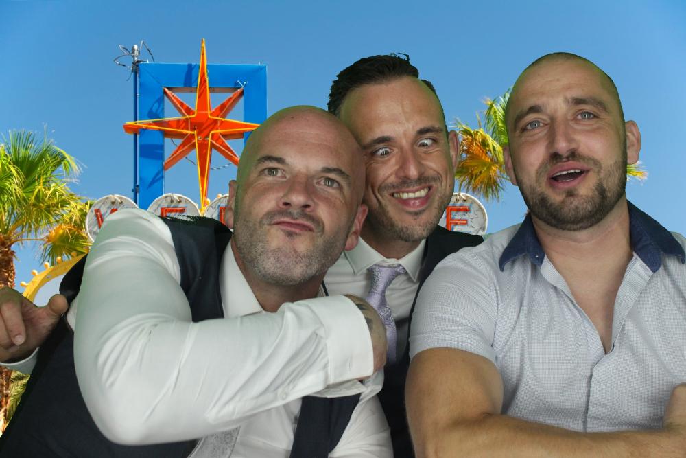 Mr & Mrs Davis | View more photos from the event at gallery.myphotoboothexperience.co.uk/u/MyPhotoBoothExperienceLtd/Mr-Mrs-Davis